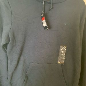 Women’s L Nike hoodie.